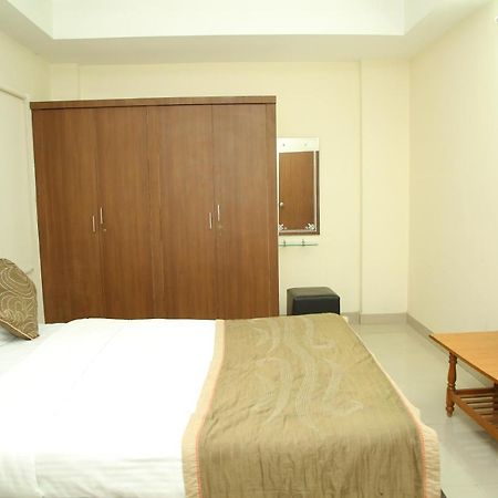 Skyview Suites Hyderabad Eksteriør bilde