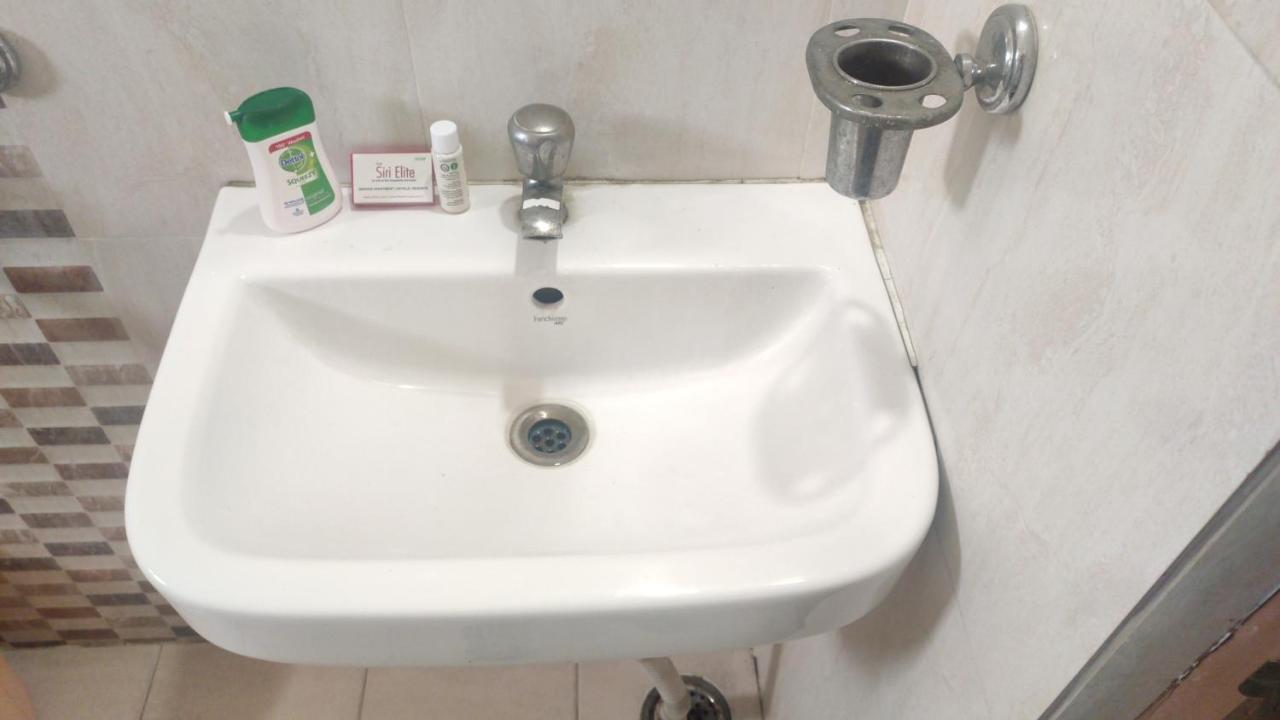 Skyview Suites Hyderabad Eksteriør bilde