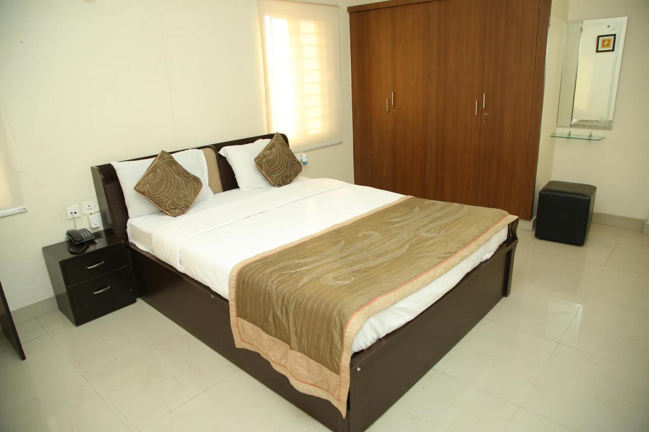 Skyview Suites Hyderabad Eksteriør bilde